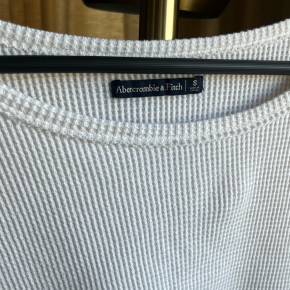 Abercrombie & Fitch Long Sleeve Thermal Tee | Small - Picture 2 of 10